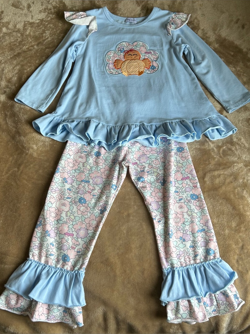 Pastel Blue Floral Ruffle Kids Matching Set with Turkey Applique 4T